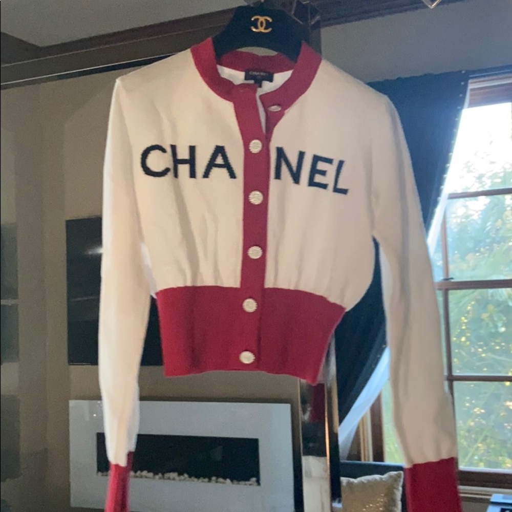Chanel logo’d cardigan sz 36